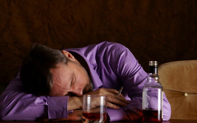 A binge drinking alcoholic will not be able to overcome his addiction on his own. 